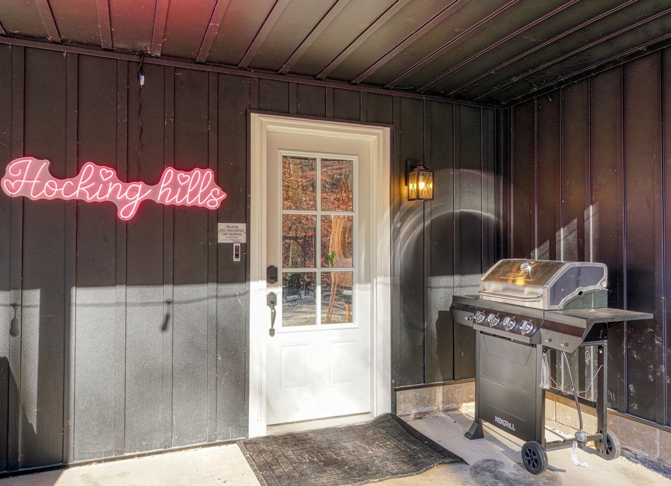 Whispering Pines Cabin - Photo 3